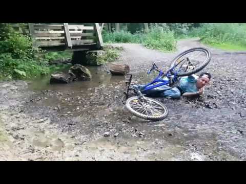 Slow Motion - Falling off Bike