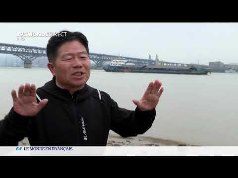 Chine : l'ange gardien du "pont des suicidés"