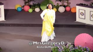 Kisha DeMyers Praise Dancing to Trust In You by Anthony Brown and Group TherAPy (@MrsGregoryD)