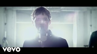 Kaiser Chiefs - Little Shocks