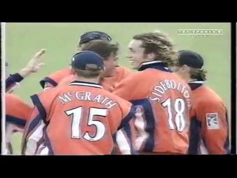 Yorkshire v Lancashire (CGU National League Division One) - 12/08/99