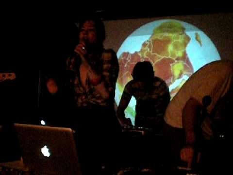 esquilo (squirrel) - live at voyage party