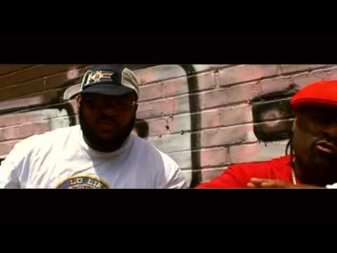 DA BUZE BRUVAZ  "what it iz brotha lo"