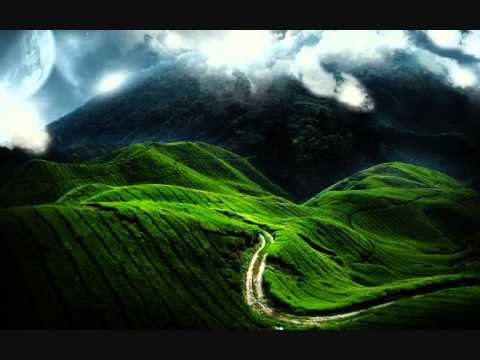 Maor Levi Feat. Ashley Tomberlin - Chasing Love