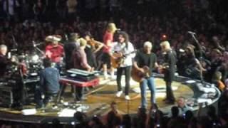 Foo Fighters at the O2 (feat. Brian May & Roger Taylor)