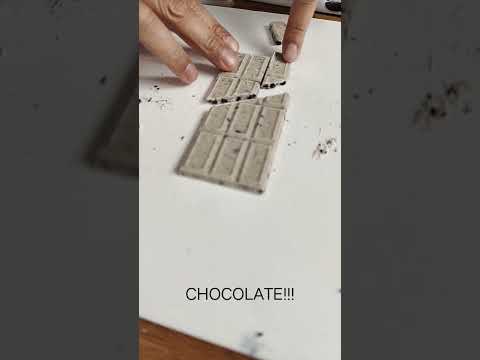 Hershey's Cookies 'n Cream Infinite Chocolate