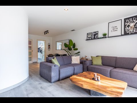 Video del inmueble Adosado en Pla de Montgat con vistas al mar y jardín privado