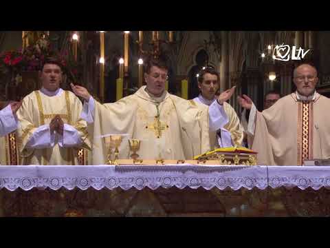 Izdvojeno 3.2.2018. - Svijećnica i Dan posvećenog života u zagrebačkoj katedrali