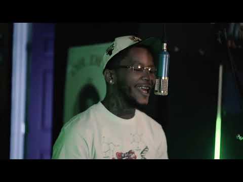 Ebkpaywes ft Ebk juvie ju “ Dancing with the devils “ Live performance.