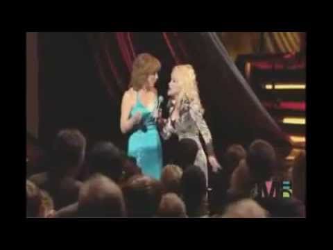 Dolly Parton - How Blue (Reba McEntire Giants)