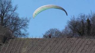 preview picture of video 'Parapente a Vertus debut 2010'