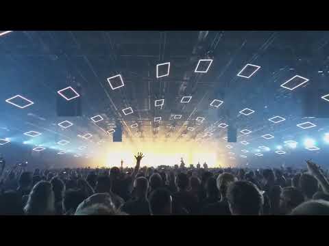 Above & Beyond (only one) - Mainstage ASOT 900
