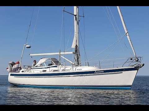Hallberg Rassy 40 - Renowned blue water cruiser
