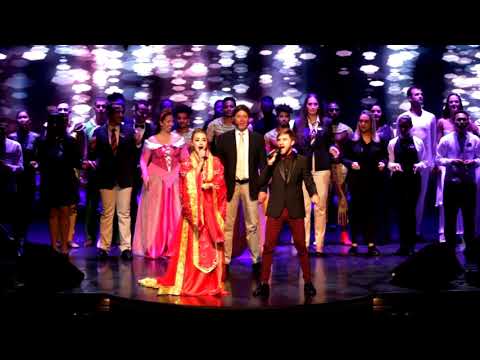 We Are The World - Marcelo Radomski & Emilia Russu en MSC POESIA