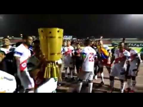 "CelebraciÃ²n de AtlÃ¨tico Grau, luego de obtener la Copa Bicentenario" Barra: Sentimiento Albo &bull; Club: Atlético Grau