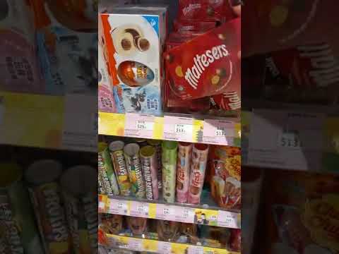 Best yummy Maltesers chocolate 🍫#asmr #satisfying #trending #shorts