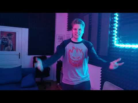 Agent ISSO - Hi #SignsChallenge (Studio Video)