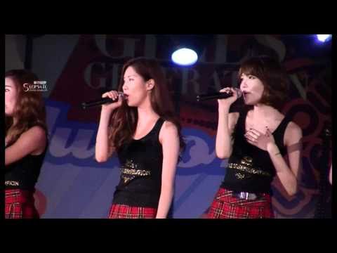 [Fancam] 100911 SNSD - talk + My Child @ SM TOWN 2010 Shanghai