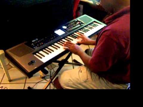 Kris Nicholson Demos His New Roland BK 5 Backing Keyboard Video 1