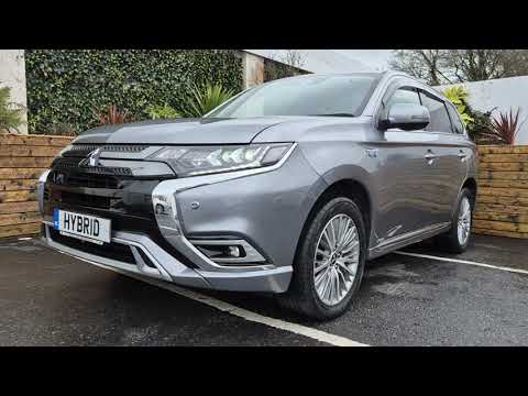 Mitsubishi Outlander 2.4 PHEV / INTENSE SAFETY PAC - Image 2