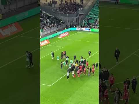 ASSE-Guingamp (2-3) : grosse echauffouree au coup de sifflet final #asse #pourtoi