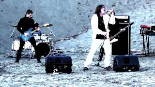 Man enough to cry TRAILER