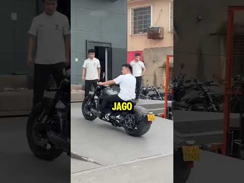 pemilik nya sok jadi pahlawan motor!#shorts