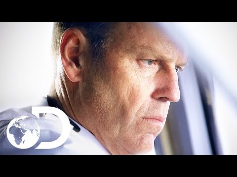 自動操縦の故障で大惨事になる飛行機の墜落事故｜エアクラッシュコンフィデンシャル (Failed Autopilot Causes Catastrophic Plane Crash | Aircrash Confidential)