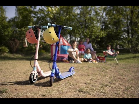 Відео огляд Електросамокат Segway Ninebot by E8 Blue синій