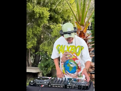 The Ice Flake Show Season 11 Episode 1 Early 2000s Sing Along Hip Hop & RnB Mix 2025