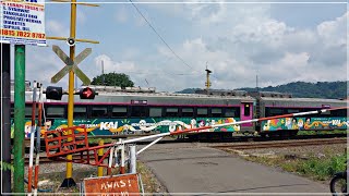 Download lagu SIRINE UNIK ‼️ Perlintasan Kereta Api Sirine Ceramah Google JPL 325 Pakujati, Kab. Brebes mp3