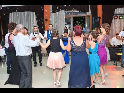 16 Hora mare la nunta , LIVE %