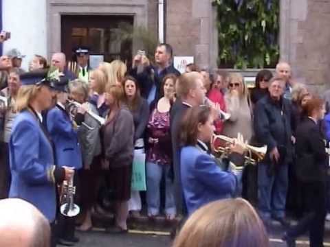 Helston Flora Day ( Furry Dance ) May 2007 Extract 1-221113