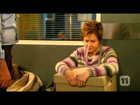 Neighbours 2011 with 90's/early 00's incidental music by Chris Pettifer