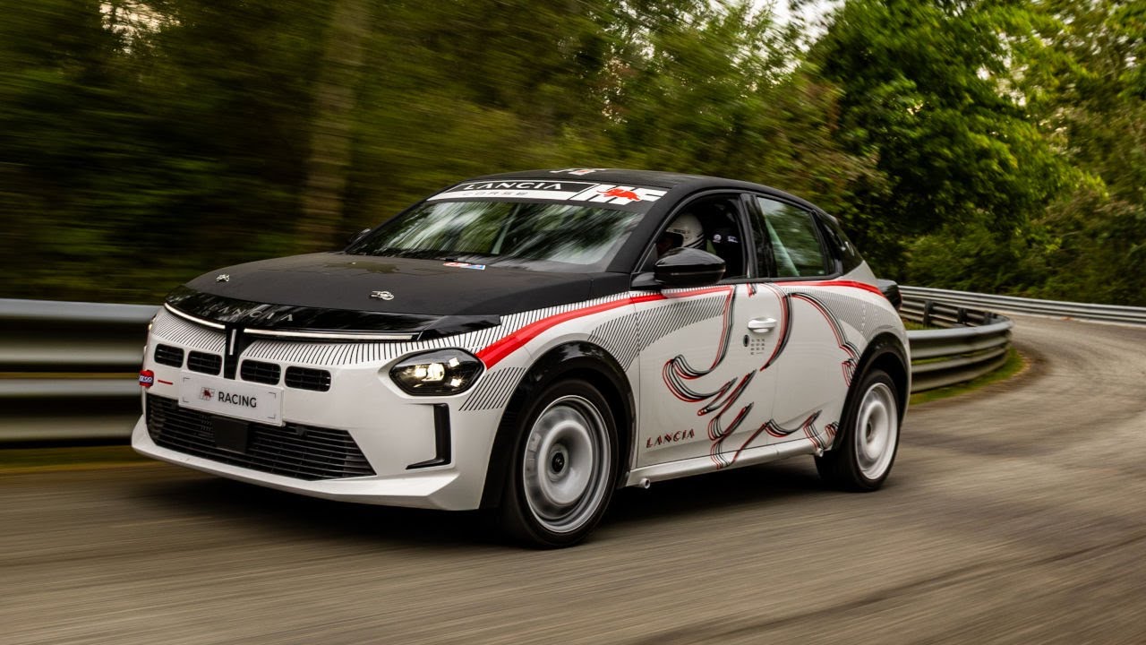 ランチア、最新ラリーカー『イプシロンHFレーシング』発表。草の根レベルの裾野を広げる入門マシン