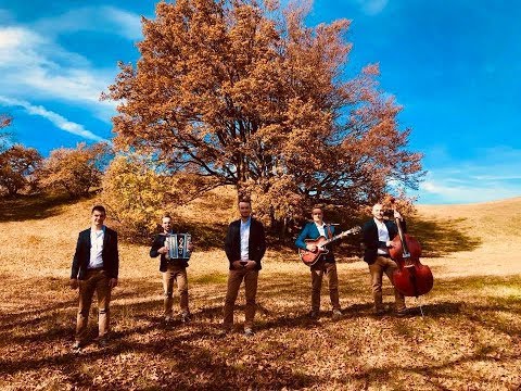 FANTJE IZPOD LISCE - DOMAČA PESEM (OFFICIAL VIDEO)