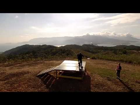 FlyPix - DownHill Ilhabela 2012   Bem Vindos