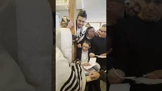 "בעקבות משיח חוצפא יסגא"  הזכות לחיות בדור הגאולה |  שו"ת עם הגאון הינוקא