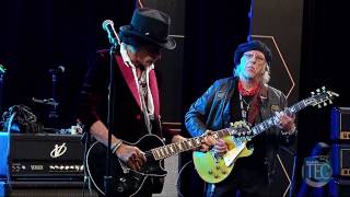2017 TEC Awards Joe Perry and the Hollywood Vampires Perform Combination