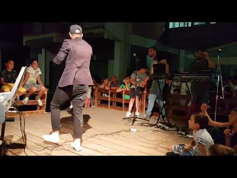 Davide Arezzi e asciuta incinta maddalena live librino 20 agosto 2017