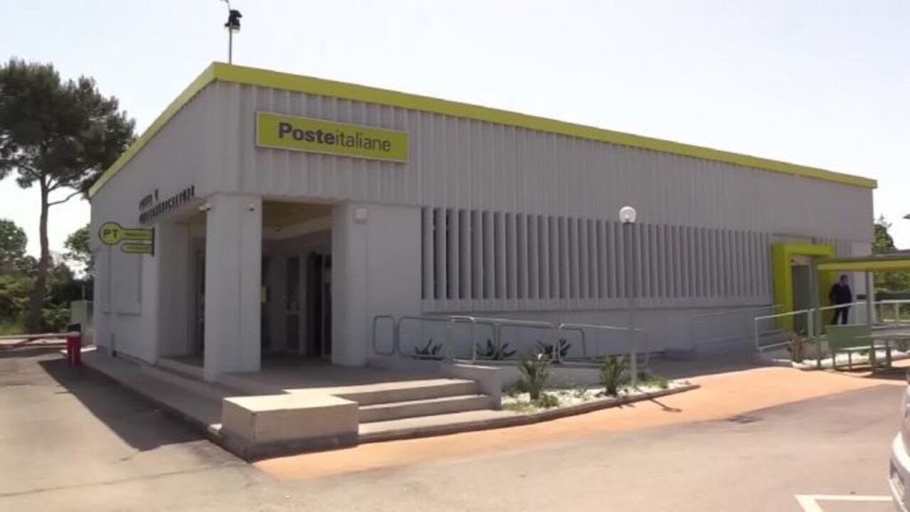 Poste Italiane taglia il traguardo dei 100mila passaporti erogati