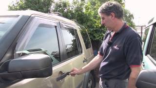 How to Open a Discovery 3 Door When the Key Goes Flat - Ayers Automotive Tips