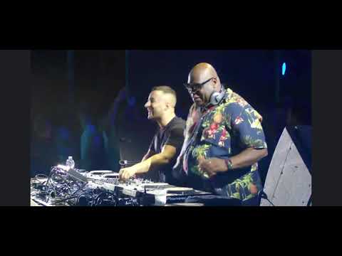 'Shabaam - 54 Road' played by Joseph Capriati & Carl Cox in Kappa Futur Festival 2022 ( Torino )