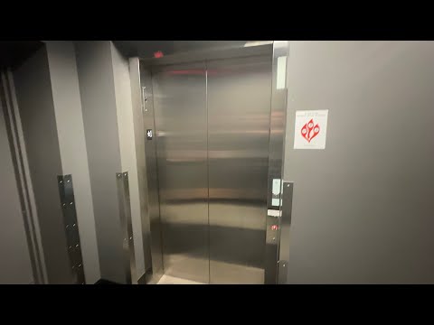 Schindler 3300 MRL Traction Elevator @ REI - King of Prussia, PA