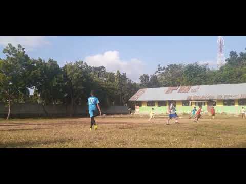 Laga Persahabatan U.12 Persero Reda ole fc di lap. weekamburu..