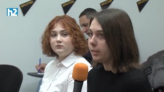 Տոպրակ, աջ, ձախ, այո․ռուս ուսանող ապագա մանկավարժները Հայաստանից հեռանում են հայերեն սովորած։ Լրաբեր