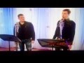 SNL Michael Buble and Scotty McCreery O Holy ...
