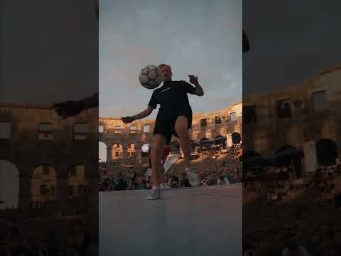 Erlend vs Brynjar - 2022 FINAL - Red Bull Street Style World Final