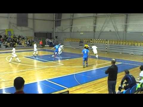 29.01.2012. Telpu futbols: TSI - NIKARS 1:9