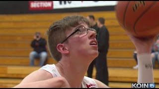 Teen doesn’t let cerebral palsy stop his hoop dreams
